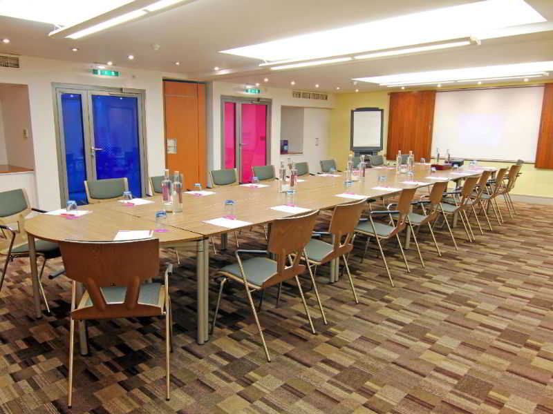 The Memoir Club, Formerly Ambassadors Bloomsbury Лондон Екстериор снимка